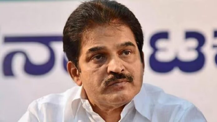 ബംഗളൂരു അപകടത്തില് പരിക്കേറ്റവര്ക്ക് ചികിത്സ ഉറപ്പാക്കുമെന്ന് കെ.സി വേണുഗോപാല് ബംഗളൂരു അപകടത്തില് പരിക്കേറ്റവര്ക്ക് ചികിത്സ ഉറപ്പാക്കുമെന്ന് കെ.സി വേണുഗോപാല്