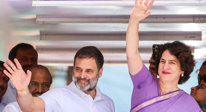 യുഡിഎഫ് വിജയത്തിൽ ജനങ്ങൾക്ക് നന്ദി അറിയിച്ച് രാഹുലും പ്രിയങ്കയും യുഡിഎഫ് വിജയത്തിൽ ജനങ്ങൾക്ക് നന്ദി അറിയിച്ച് രാഹുലും പ്രിയങ്കയും