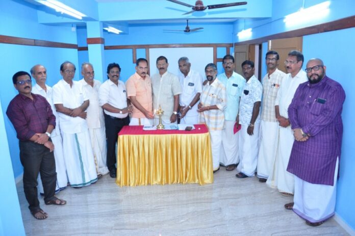 എടത്വ ആസ്ഥാനമായി അപ്പർ കുട്ടനാട് താലൂക്ക് രൂപീകരിക്കുക ; ഒപ്പ് ശേഖരണം ആരംഭിച്ച് എടത്വ വികസന സമിതി എടത്വ ആസ്ഥാനമായി അപ്പർ കുട്ടനാട് താലൂക്ക് രൂപീകരിക്കുക ; ഒപ്പ് ശേഖരണം ആരംഭിച്ച് എടത്വ വികസന സമിതി