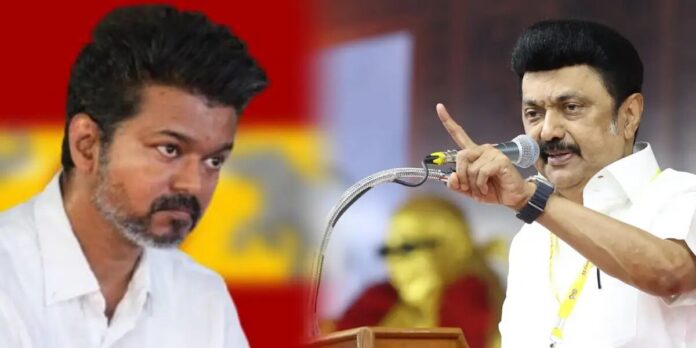 “ഇവിടെ ഒരു സർക്കാർ ജീവിച്ചിരിപ്പുണ്ടോ?”; മൂന്ന് വയസ്സുകാരി പീഡനത്തിനിരയായി കൊല്ലപ്പെട്ട സംഭവത്തിൽ വിജയ് സർക്കാരിനെതിരെ ഡിഎംകെ “ഇവിടെ ഒരു സർക്കാർ ജീവിച്ചിരിപ്പുണ്ടോ?”; മൂന്ന് വയസ്സുകാരി പീഡനത്തിനിരയായി കൊല്ലപ്പെട്ട സംഭവത്തിൽ വിജയ് സർക്കാരിനെതിരെ ഡിഎംകെ