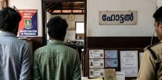 കൊല്ലത്ത് വൻ സുരക്ഷാ വീഴ്ച ; വ്യാജരേഖകളിൽ റേഷൻകാർഡും ഭക്ഷ്യസുരക്ഷാ ലൈസൻസും ഒപ്പിച്ചു ബംഗ്ലാദേശികൾ ഹോട്ടൽ നടത്തി!