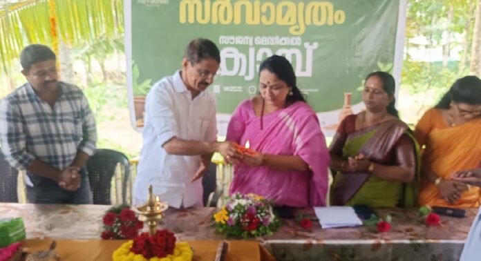ആയുർവേദം അമൃതിനു തുല്യം : അഡ്വ. പഴകുളം മധു എം എൽ എ ആയുർവേദം അമൃതിനു തുല്യം : അഡ്വ. പഴകുളം മധു എം എൽ എ