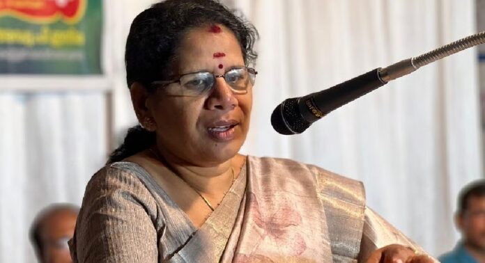 പ്രിയദർശിനി സൗജന്യ യാത്രയുടെ ഉദ്ഘാടനത്തിന് ക്ഷണിച്ചില്ല , മുഖ്യമന്ത്രിക്കും ഗതാഗത മന്ത്രിക്കും പരാതി നൽകി പി ഇന്ദിര പ്രിയദർശിനി സൗജന്യ യാത്രയുടെ ഉദ്ഘാടനത്തിന് ക്ഷണിച്ചില്ല , മുഖ്യമന്ത്രിക്കും ഗതാഗത മന്ത്രിക്കും പരാതി നൽകി പി ഇന്ദിര
