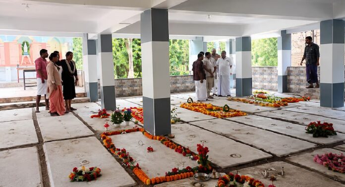 വാണിയപ്പാറ പള്ളിയിലെ കല്ലറ വിവാദം : കല്ലറയിലുള്ളത് രേഖകളിലുള്ള രണ്ട് മൃതദേഹങ്ങൾ മാത്രം വാണിയപ്പാറ പള്ളിയിലെ കല്ലറ വിവാദം : കല്ലറയിലുള്ളത് രേഖകളിലുള്ള രണ്ട് മൃതദേഹങ്ങൾ മാത്രം