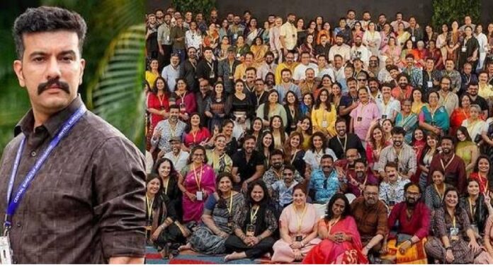 ‘അമ്മ’യിൽ അടിയന്തര തീരുമാനം , രമേഷ് പിഷാരടിയുടെ നേതൃത്വത്തിൽ അഡ്ഹോക് കമ്മറ്റി രൂപീകരിച്ചു ‘അമ്മ’യിൽ അടിയന്തര തീരുമാനം , രമേഷ് പിഷാരടിയുടെ നേതൃത്വത്തിൽ അഡ്ഹോക് കമ്മറ്റി രൂപീകരിച്ചു