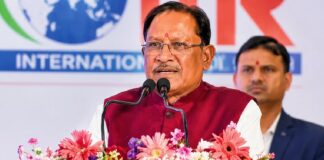 സർക്കാർ സ്കൂളുകളിൽ ഗായത്രി മന്ത്രവും സരസ്വതി വന്ദനവും നിർബന്ധം ; ഛത്തീസ്ഗഢ് സർക്കാരിന്റെ ഉത്തരവിനെതിരെ പ്രതിഷേധം