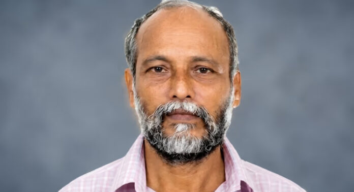 വിമുക്തഭടൻ കുഴഞ്ഞുവീണ് മരിച്ച സംഭവത്തിൽ ഭർത്താവിനെതിരെ പോലീസിൽ പരാതി നൽകി മകൾ വിമുക്തഭടൻ കുഴഞ്ഞുവീണ് മരിച്ച സംഭവത്തിൽ ഭർത്താവിനെതിരെ പോലീസിൽ പരാതി നൽകി മകൾ