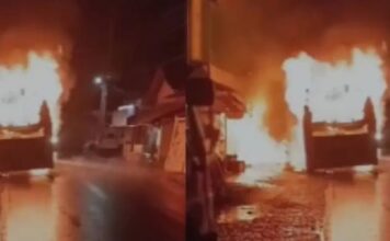 ഉംറ തീർഥാടകരുമായി വിമാനത്താവളത്തിലേക്ക് പോയ ബസ് തീപിടിച്ചു , യാത്രക്കാർ രക്ഷപെട്ടത് അത്ഭുതകരമായി