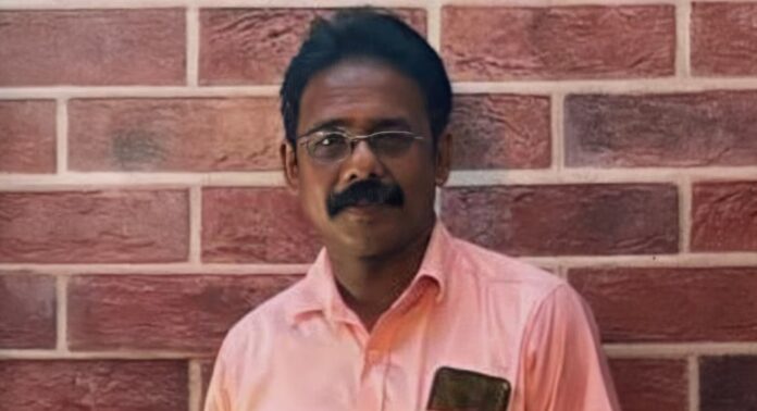 ദേഹാസ്വാസ്ഥ്യം അനുഭവപ്പെട്ട സ്കൂൾ വാൻ ഡ്രൈവർക്ക് ദാരുണാന്ത്യം ദേഹാസ്വാസ്ഥ്യം അനുഭവപ്പെട്ട സ്കൂൾ വാൻ ഡ്രൈവർക്ക് ദാരുണാന്ത്യം