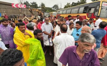 ചേർത്തലയിലെ വെള്ളക്കെട്ട് പ്രശ്നം ; ദേശീയപാത സർവീസ് റോഡ് പൊട്ടിച്ച് വെള്ളം ഒഴുക്കി വിടും