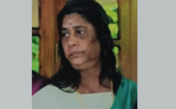 വീട്ടുമുറ്റത്ത് വെള്ളംകയറി , ഒടുവിൽ വീട്ടമ്മയ്ക്ക് ചിതയൊരുക്കിയത് മുറ്റത്തെ വെള്ളം വറ്റിച്ച്!
