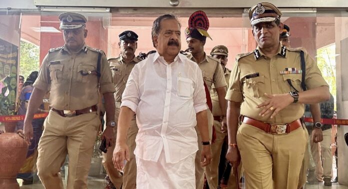 സംസ്ഥാനത്ത് പോലീസ് സംവിധാനത്തിൽ സമഗ്രമായ അഴിച്ചുപണിക്ക് ഡിജിപിയുടെ നിർദ്ദേശം സംസ്ഥാനത്ത് പോലീസ് സംവിധാനത്തിൽ സമഗ്രമായ അഴിച്ചുപണിക്ക് ഡിജിപിയുടെ നിർദ്ദേശം