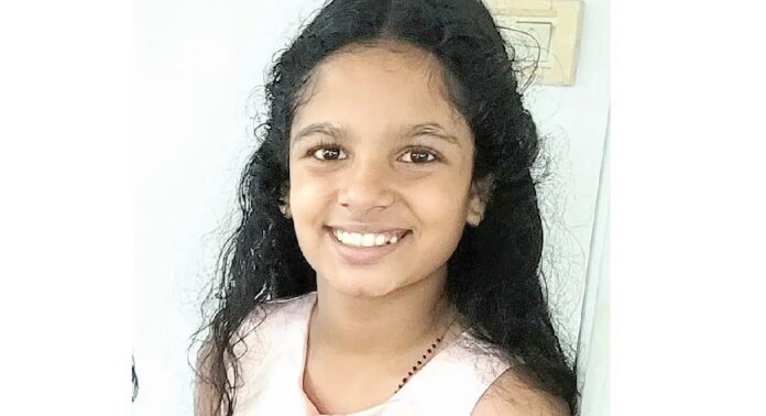 സഹോദരനൊപ്പം സൈക്കിളിൽ പോകവെ ഇരുപതടി താഴ്ചയിലേക്ക് വീണു ; പന്ത്രണ്ടുകാരിക്ക് ദാരുണാന്ത്യം സഹോദരനൊപ്പം സൈക്കിളിൽ പോകവെ ഇരുപതടി താഴ്ചയിലേക്ക് വീണു ; പന്ത്രണ്ടുകാരിക്ക് ദാരുണാന്ത്യം
