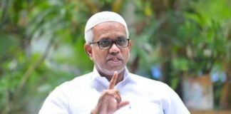 മലപ്പുറത്തെ ലോകകപ്പ് ഫ്ലക്സ് പോരിനെതിരെ എസ്വൈഎസ് സെക്രട്ടറി അബ്ദുസമദ് പൂക്കോട്ടൂർ