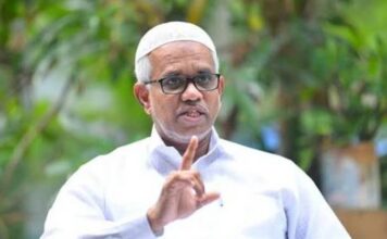 മലപ്പുറത്തെ ലോകകപ്പ് ഫ്ലക്സ് പോരിനെതിരെ എസ്വൈഎസ് സെക്രട്ടറി അബ്ദുസമദ് പൂക്കോട്ടൂർ
