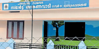 പോഷൺ ട്രാക്കർ പ്രവർത്തിക്കുന്നില്ല ; അങ്കണവാടികളിലേക്ക് ടാബുകൾ നൽകാൻ തീരുമാനം