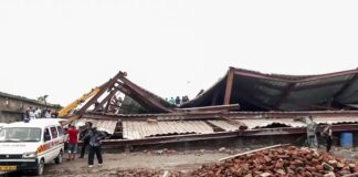 കൊൽക്കത്തയിൽ സംഭരണകേന്ദ്രത്തിന്റെ മേൽക്കൂര തകർന്നുവീണ് അപകടം