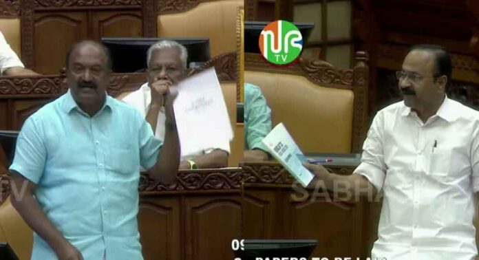 ധവളപത്രം പുറത്തിറക്കി യുഡിഎഫ് സർക്കാർ ; വിയോജിപ്പുമായി കെ എൻ ബാലഗോപാൽ ധവളപത്രം പുറത്തിറക്കി യുഡിഎഫ് സർക്കാർ ; വിയോജിപ്പുമായി കെ എൻ ബാലഗോപാൽ