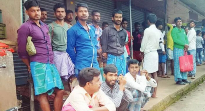 ജില്ലയില് ഇതര സംസ്ഥാന തൊഴിലാളികള് താമസിക്കുന്ന ക്യാമ്പുകളില് ആരോഗ്യ വകുപ്പ് പരിശോധന ശക്തമാക്കണം ജില്ലയില് ഇതര സംസ്ഥാന തൊഴിലാളികള് താമസിക്കുന്ന ക്യാമ്പുകളില് ആരോഗ്യ വകുപ്പ് പരിശോധന ശക്തമാക്കണം