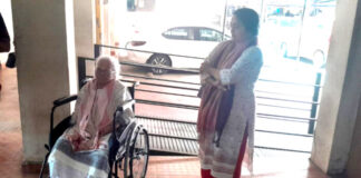 മോഷണം പോയ സ്വര്ണ്ണം തിരിച്ചറിയാന് വീല്ചെയറില് കോടതിയില് എത്തിച്ച വൃദ്ധ മാതാവിനോട് പത്തനംതിട്ടയിലെ കോടതിയും അഭിഭാഷകരും കരുണ കാട്ടിയില്ല