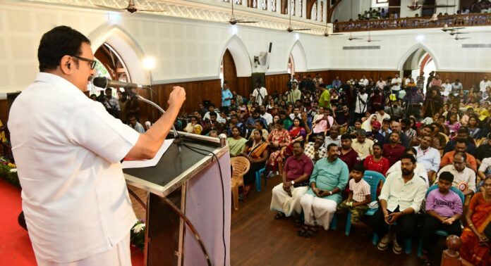രക്തദാനവും അവയവദാനവും സമൂഹത്തിന്റെ ജീവകാരുണ്യ സംസ്കാരം : മന്ത്രി കെ മുരളീധരൻ രക്തദാനവും അവയവദാനവും സമൂഹത്തിന്റെ ജീവകാരുണ്യ സംസ്കാരം : മന്ത്രി കെ മുരളീധരൻ
