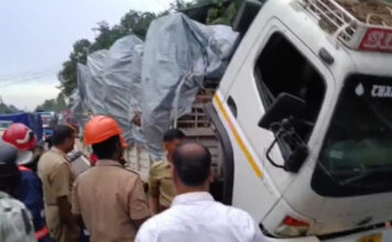 മണ്ണാറക്കുളഞ്ഞിയില് വിറക് കയറ്റി വന്ന ലോറിയില് തീ പിടുത്തം ; അപകടം ഒഴിവായത് തലനാരിഴയ്ക്ക്