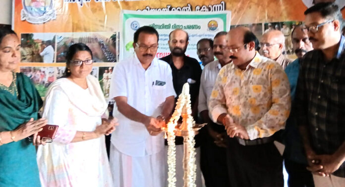 ലോക പരിസ്ഥിതി ദിനാചരണവും അമ്മയ്ക്കൊരുമ്മ 156 ദിന സംഗമവും നടന്നു ലോക പരിസ്ഥിതി ദിനാചരണവും അമ്മയ്ക്കൊരുമ്മ 156 ദിന സംഗമവും നടന്നു