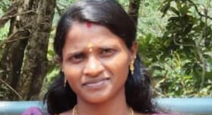 ഗവിയിലെ അംഗനവാടി അധ്യാപികയുടെ മരണം : പീഡനത്തിന് ശേഷം കൊലപ്പെടുത്തിയതെന്ന് സംശയം ഗവിയിലെ അംഗനവാടി അധ്യാപികയുടെ മരണം : പീഡനത്തിന് ശേഷം കൊലപ്പെടുത്തിയതെന്ന് സംശയം