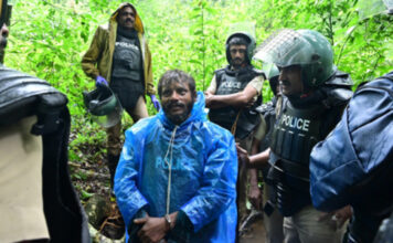ഗവി കൊലപാതകം – പ്രതിയുമായി തെളിവെടുപ്പ് നടത്തി ; കൊല്ലപ്പെട്ട സ്ത്രീയുടെ മൊബൈൽ ഫോണും സ്വർണാഭരണങ്ങളും കണ്ടെടുത്തു