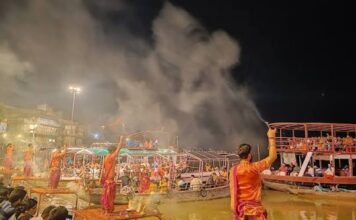 വാരണാസി നഗരത്തിനുള്ളിൽ ഇനി മത്സ്യ-മാംസ വിൽപ്പനയില്ല ; കച്ചവടക്കാർക്ക് ഒഴിഞ്ഞുപോകാൻ ആറുമാസത്തെ സമയം നൽകി അധികൃതർ