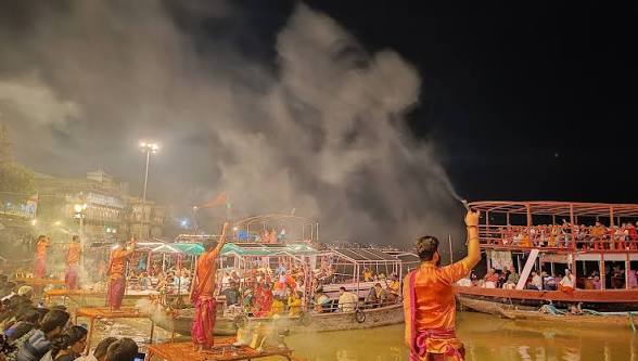 വാരണാസി നഗരത്തിനുള്ളിൽ ഇനി മത്സ്യ-മാംസ വിൽപ്പനയില്ല ; കച്ചവടക്കാർക്ക് ഒഴിഞ്ഞുപോകാൻ ആറുമാസത്തെ സമയം നൽകി അധികൃതർ വാരണാസി നഗരത്തിനുള്ളിൽ ഇനി മത്സ്യ-മാംസ വിൽപ്പനയില്ല ; കച്ചവടക്കാർക്ക് ഒഴിഞ്ഞുപോകാൻ ആറുമാസത്തെ സമയം നൽകി അധികൃതർ