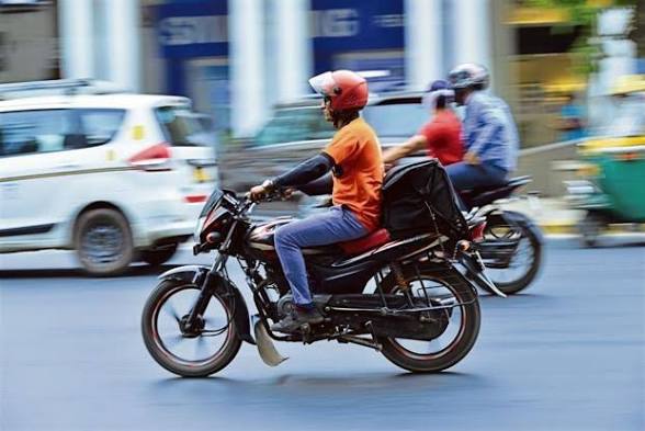ഓർഡർ ചെയ്ത ഭക്ഷണം വൈകിയതിന് ക്രൂരത; ഡെലിവറി ബോയിയെ ഇസ്തിരിപ്പെട്ടി കൊണ്ട് അടിച്ചുവീഴ്ത്തി ഓർഡർ ചെയ്ത ഭക്ഷണം വൈകിയതിന് ക്രൂരത; ഡെലിവറി ബോയിയെ ഇസ്തിരിപ്പെട്ടി കൊണ്ട് അടിച്ചുവീഴ്ത്തി