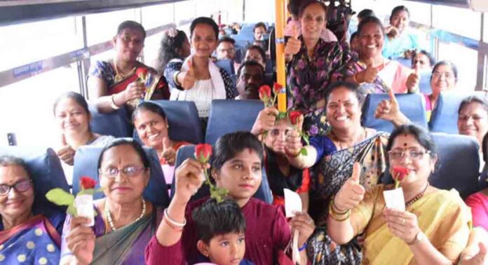 സ്ത്രീകൾക്ക് സൗജന്യ ബസ് യാത്ര അനുവദിക്കുന്ന ശക്തി പദ്ധതിയിൽ അഴിച്ച് പണിക്ക് കർണാടക സർക്കാർ സ്ത്രീകൾക്ക് സൗജന്യ ബസ് യാത്ര അനുവദിക്കുന്ന ശക്തി പദ്ധതിയിൽ അഴിച്ച് പണിക്ക് കർണാടക സർക്കാർ