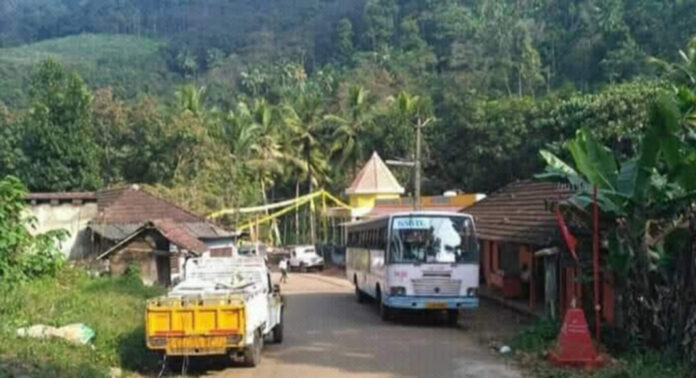 വനം വകുപ്പിന്റെ സ്വയം സന്നദ്ധ പുനരധിവാസ പദ്ധതിയില് ഇപ്പോഴും പണം ലഭിക്കാതെ കൊക്കാത്തോട്ടിലെ കുടുംബങ്ങള് വനം വകുപ്പിന്റെ സ്വയം സന്നദ്ധ പുനരധിവാസ പദ്ധതിയില് ഇപ്പോഴും പണം ലഭിക്കാതെ കൊക്കാത്തോട്ടിലെ കുടുംബങ്ങള്