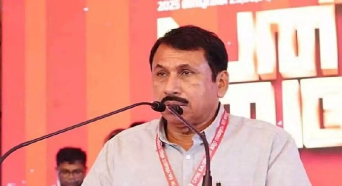 ഷാഫി പറമ്പിൽ എംപിയെ ഭീഷണിപ്പെടുത്തിയെന്ന് ആരോപിച്ച് സിപിഎം കോഴിക്കോട് ജില്ലാ സെക്രട്ടറി എം.മെഹബൂബിനെതിരെ പരാതി ഷാഫി പറമ്പിൽ എംപിയെ ഭീഷണിപ്പെടുത്തിയെന്ന് ആരോപിച്ച് സിപിഎം കോഴിക്കോട് ജില്ലാ സെക്രട്ടറി എം.മെഹബൂബിനെതിരെ പരാതി