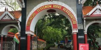 നെയ്യാറ്റിൻകരയിൽ ദേവസ്വം ക്ഷേത്രങ്ങളിലെ തിരുവാഭരണങ്ങൾ കാണാനില്ലെന്ന് പരാതി