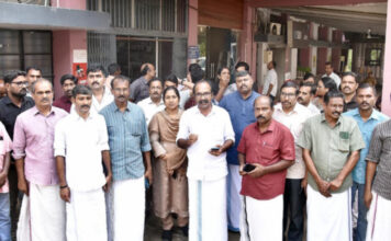 കേരള എൻ.ജി.ഒ അസോസിയേഷൻ ആഹ്ളാദ പ്രകടനം നടത്തി