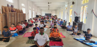 ഓമല്ലൂര് ആര്യഭാരതി സ്കൂളില് അന്തര്ദേശീയ യോഗാ ദിനം ആചരിച്ചു