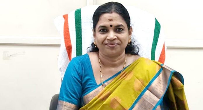 മലയാലപ്പുഴ സ്വദേശിനി ആര് രാജലക്ഷ്മി പത്തനംതിട്ട എഡിഎം മലയാലപ്പുഴ സ്വദേശിനി ആര് രാജലക്ഷ്മി പത്തനംതിട്ട എഡിഎം