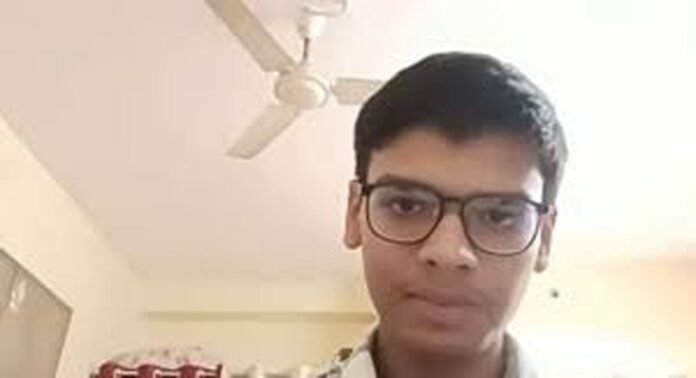 1.66 കോടി സർക്കാർ രേഖകളുമായി പബ്ലിക് പോർട്ടൽ ആരംഭിച്ച് പന്ത്രണ്ടാം ക്ലാസ് വിദ്യാർത്ഥി സാർത്ഥക് സിദ്ധാന്ത് 1.66 കോടി സർക്കാർ രേഖകളുമായി പബ്ലിക് പോർട്ടൽ ആരംഭിച്ച് പന്ത്രണ്ടാം ക്ലാസ് വിദ്യാർത്ഥി സാർത്ഥക് സിദ്ധാന്ത്