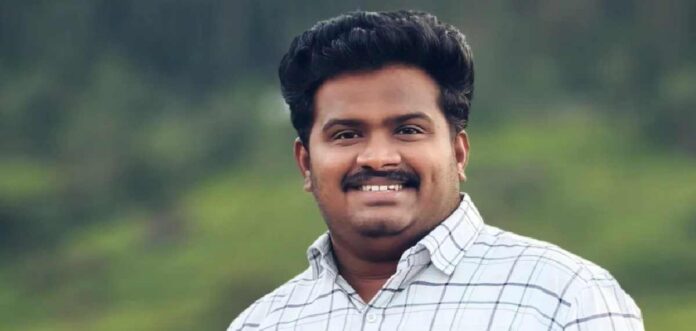 സെക്രട്ടേറിയറ്റ് മാർച്ചിൽ പോലീസുകാരെ ബ്ലേഡ് ഉപയോഗിച്ച് ആക്രമിച്ച കേസ്; എസ്.എഫ്.ഐ ജില്ലാ സെക്രട്ടറിയെ പോലീസ് അറസ്റ്റ് ചെയ്തു സെക്രട്ടേറിയറ്റ് മാർച്ചിൽ പോലീസുകാരെ ബ്ലേഡ് ഉപയോഗിച്ച് ആക്രമിച്ച കേസ്; എസ്.എഫ്.ഐ ജില്ലാ സെക്രട്ടറിയെ പോലീസ് അറസ്റ്റ് ചെയ്തു