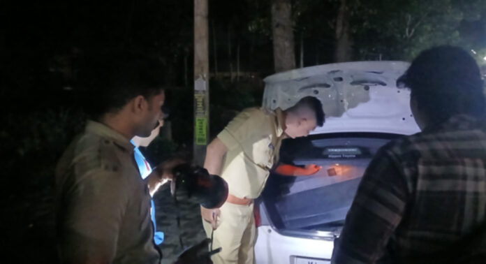 ആഞ്ഞടിച്ച് ‘തൂഫാൻ’; പത്തനംതിട്ട ജില്ലയാകെ അരിച്ചു പെറുക്കി പോലീസ് പരിശോധന ആഞ്ഞടിച്ച് ‘തൂഫാൻ’; പത്തനംതിട്ട ജില്ലയാകെ അരിച്ചു പെറുക്കി പോലീസ് പരിശോധന