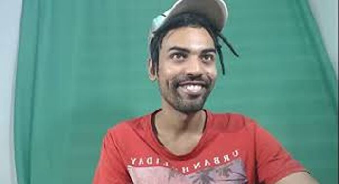 യൂട്യൂബർ തൊപ്പിക്കും ഗ്യാങ്ങിനുമെതിരെ അന്വേഷണത്തിന് കൊച്ചി സൈബർ പോലീസ് യൂട്യൂബർ തൊപ്പിക്കും ഗ്യാങ്ങിനുമെതിരെ അന്വേഷണത്തിന് കൊച്ചി സൈബർ പോലീസ്