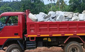 പത്തനംതിട്ട ജില്ലയില് ടിപ്പര് ലോറികള്ക്ക് കര്ശന നിയന്ത്രണം ; നിയമം ലംഘിച്ചാല് കടുത്ത നടപടി