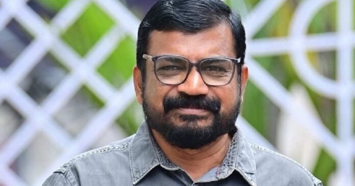 കടുത്ത നടപടിക്കൊരുങ്ങി ദേശാഭിമാനി , രാജിയോ അവധിയോ എടുക്കാന് കെ ആർ അജയന് നിർദേശം കടുത്ത നടപടിക്കൊരുങ്ങി ദേശാഭിമാനി , രാജിയോ അവധിയോ എടുക്കാന് കെ ആർ അജയന് നിർദേശം