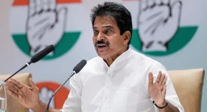 അയോധ്യ തട്ടിപ്പ് പാർലമെന്റിൽ ഉന്നയിക്കും : കെസി വേണുഗോപാൽ അയോധ്യ തട്ടിപ്പ് പാർലമെന്റിൽ ഉന്നയിക്കും : കെസി വേണുഗോപാൽ