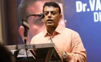 ആത്മാര്ത്ഥമായി ജോലി ചെയ്തിട്ടും അര്ഹതപ്പെട്ട സ്ഥിരം ഡയറക്ടര് പ്രൊമോഷന് നല്കാന് ഒരു സര്ക്കാരും തയ്യാറായിരുന്നില്ല: ഫേസ്ബുക്ക് പോസ്റ്റുമായി വി. എ അരുൺകുമാർ