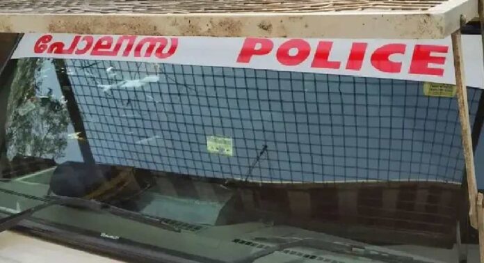 മണ്ണുത്തിയില് നാല്പത് പവന് കവര്ച്ച നടത്തിയ രണ്ടു പേര് പിടിയില് മണ്ണുത്തിയില് നാല്പത് പവന് കവര്ച്ച നടത്തിയ രണ്ടു പേര് പിടിയില്