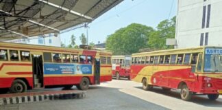 ബസിന്റെ സമയം ചോദിച്ച യാത്രക്കാരോട് മോശമായി പെരുമാറി ; മൂന്ന് കെഎസ്ആർടിസി ജീവനക്കാർക്കെതിരെ അന്വേഷണം