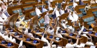 പൊതുപരീക്ഷ ഭേദഗതി ബില്ലിന്മേലുള്ള ചർച്ച ലോക്സഭയിൽ തടസപ്പെട്ടു